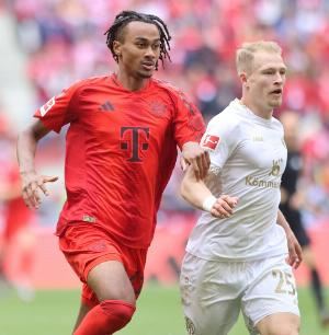 记者：拜仁18岁中锋阿萨雷外租富勒姆告吹，时间已来不及处理文书