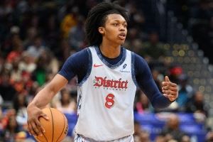 卡林顿：非常兴奋能与CJ-麦科勒姆并肩作战 我一直仰慕他