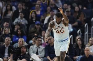 哈里森·巴恩斯：教练一直强调 不要因为犯规而降低我们的侵略性