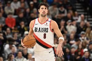 阿夫迪亚:第二节我们停止了给对手身体对抗 有些失去了专注力